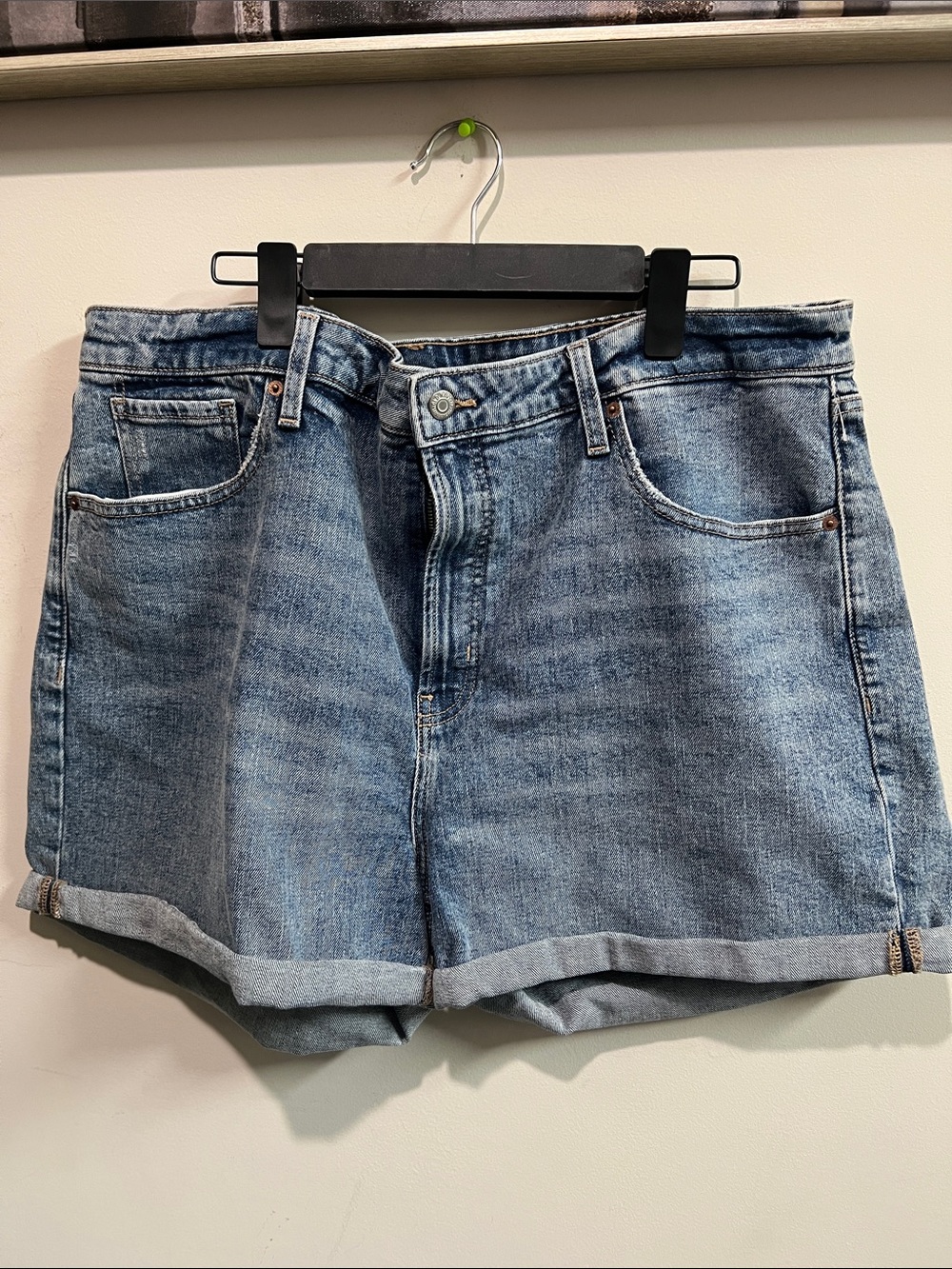 Old Navy Medium Blue Cuffed Denim Shorts - Vintage Inspired
